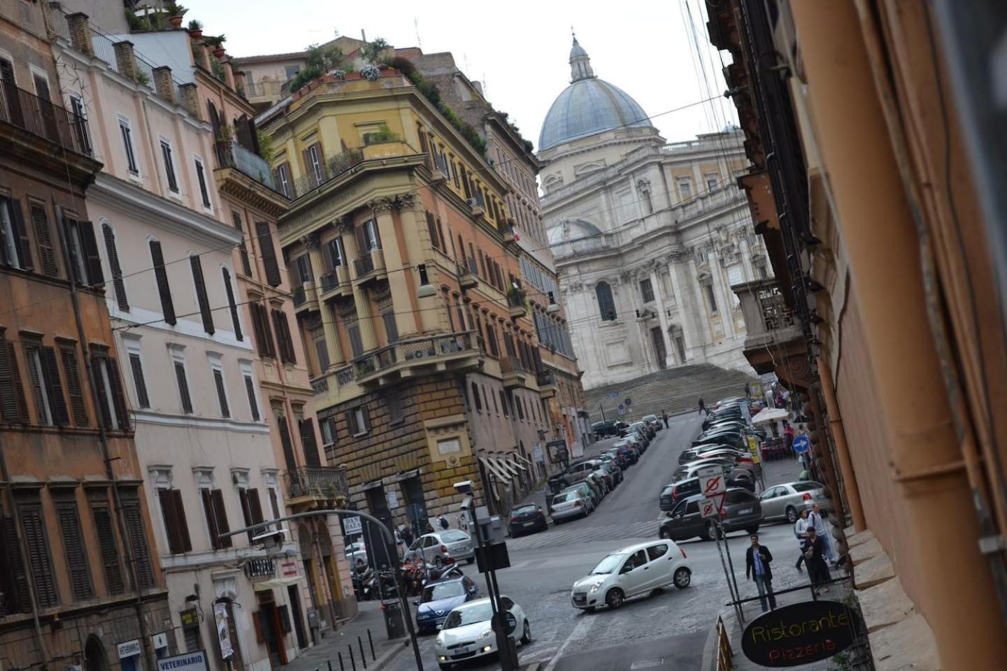 Lovely Studio Near Colosseum Roma Esterno foto